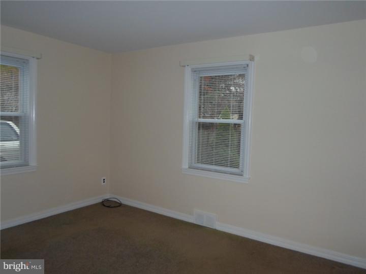 1336 Harrington Road Havertown, PA 19083 - Photo 8 of 20