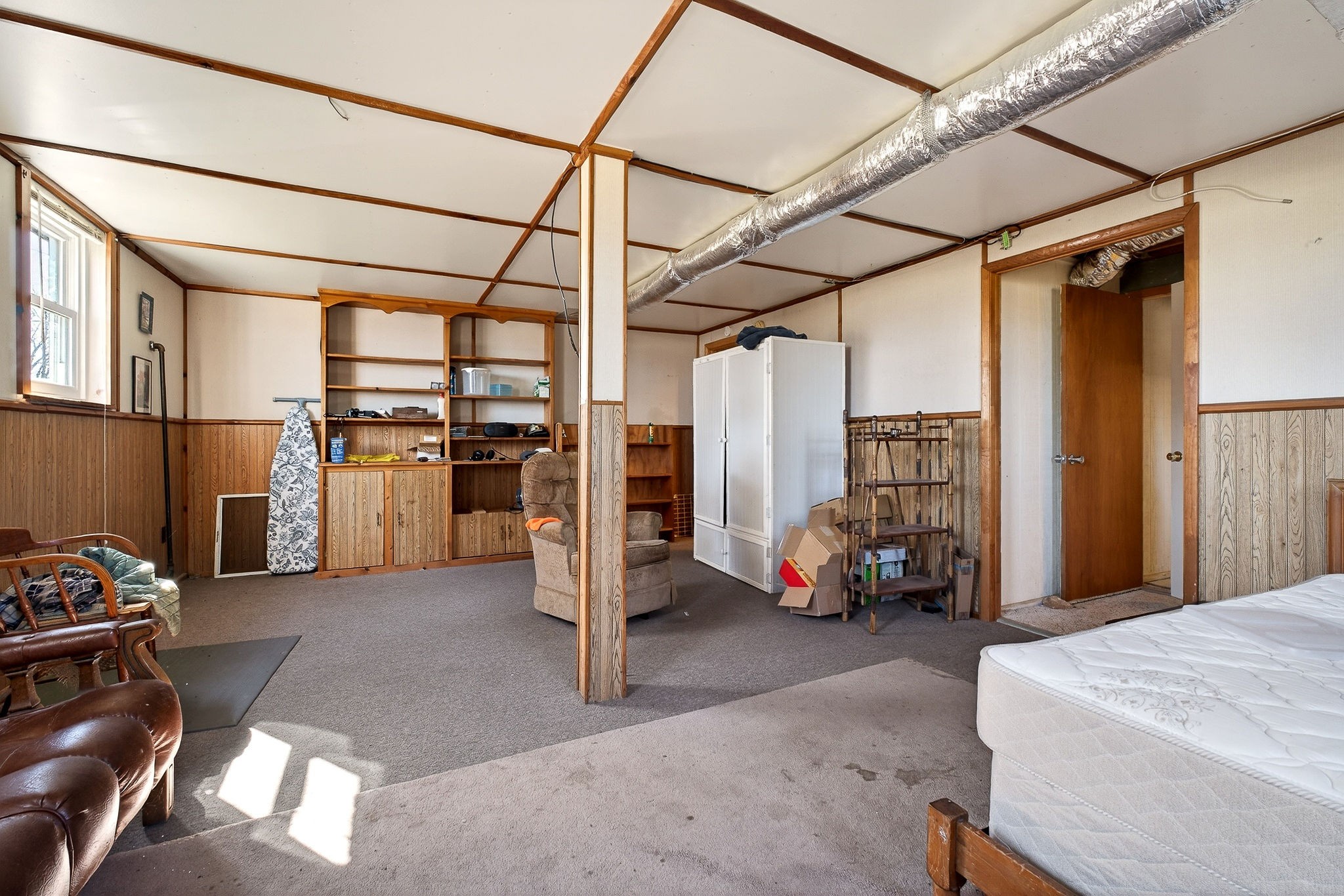 566 Turntable Road Sparta, TN 38583 - Photo 31 of 48 a view of car garage