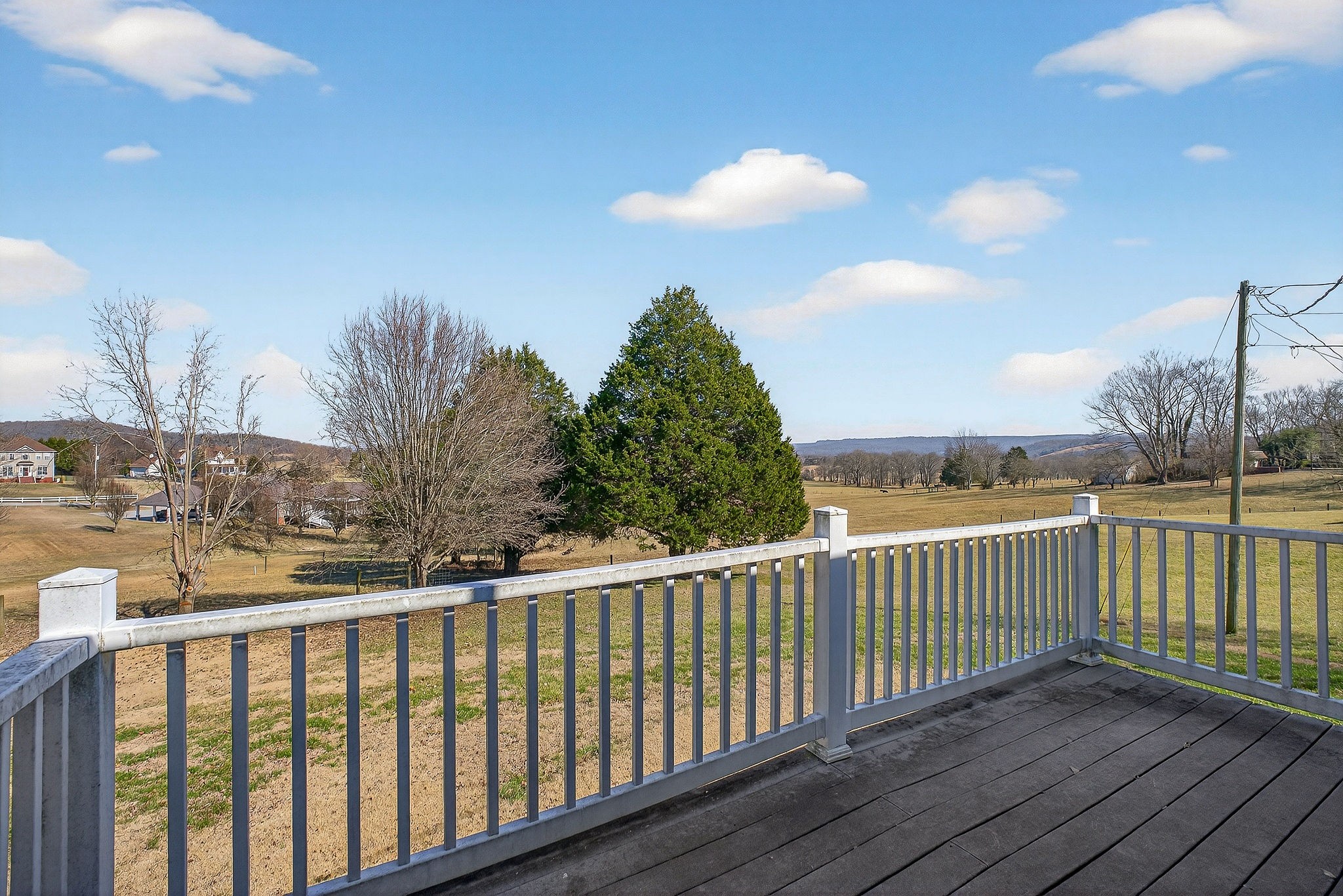 566 Turntable Road Sparta, TN 38583 - Photo 35 of 48 a view of city from a balcony