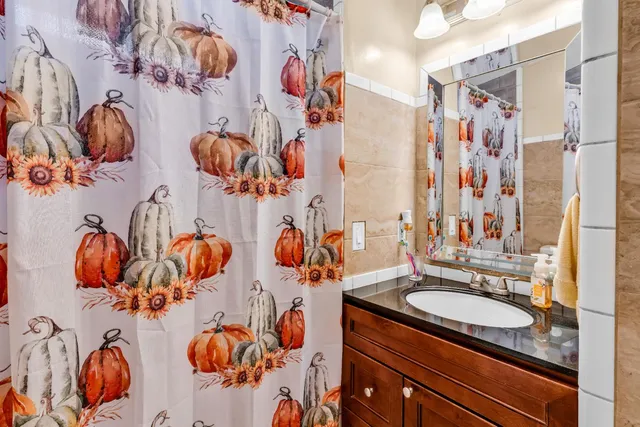 $219,000 | 747 Lewelling Boulevard, San Leandro, CA 94579