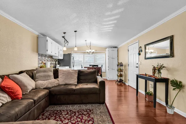 $219,000 | 747 Lewelling Boulevard, San Leandro, CA 94579