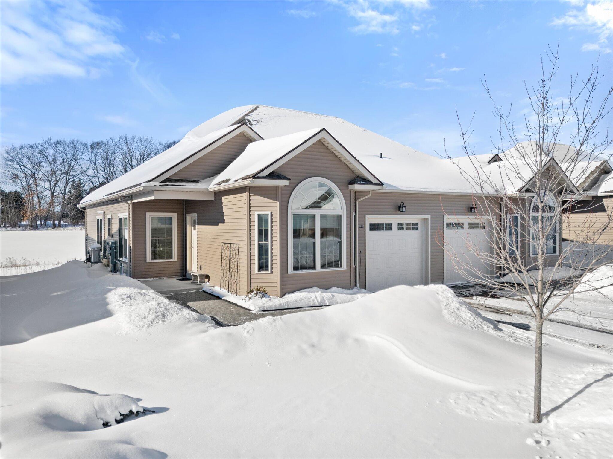 23 Killarney Court Bangor, ME 04401 - Photo 1 of 34 02-23 Killarney Cr