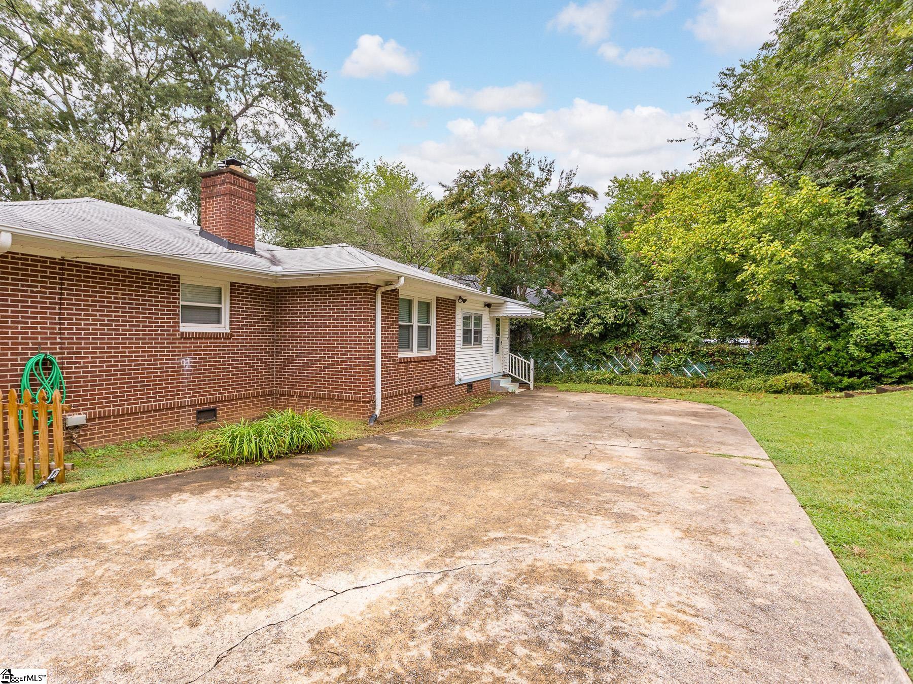 106 Green Street Greer, SC 29650 - Photo 20 of 23