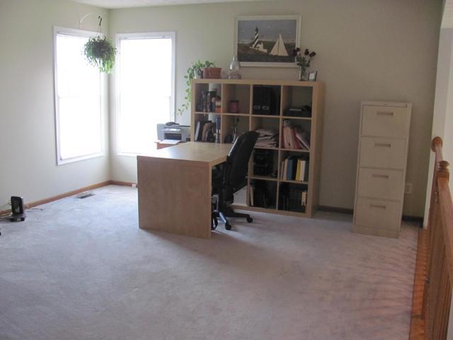 4480 Nickerson Road Columbus, OH 43228 - Photo 10 of 22 Gallery Image 10