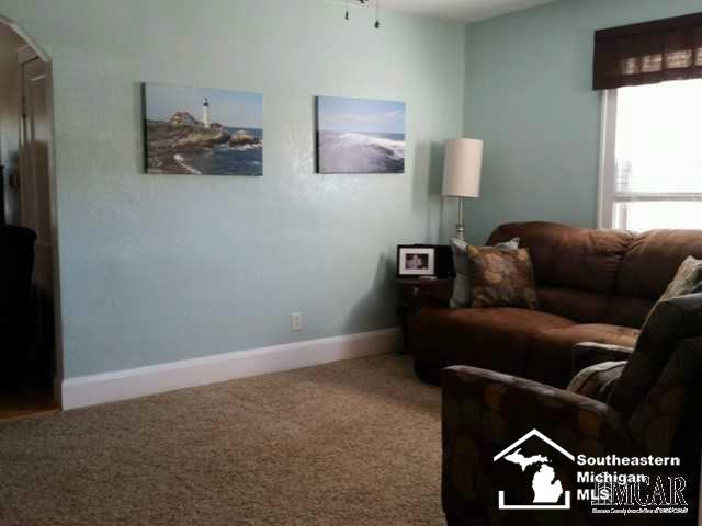 6635 Summerfield Road Temperance, MI 48182 - Photo 6 of 15 21305730-5.JPG