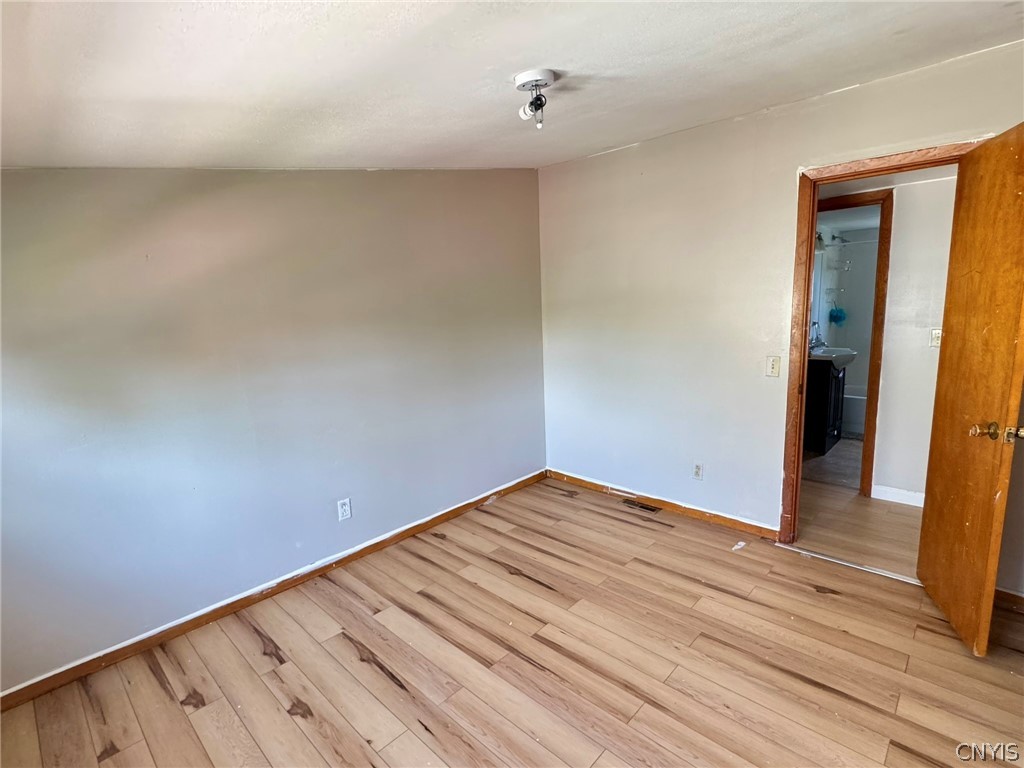 119 Merrill Street Syracuse, NY 13208 - Photo 30 of 43