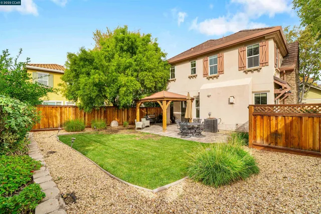 $686,000 | 185 South Aldea Street, Mountain House, CA 95391