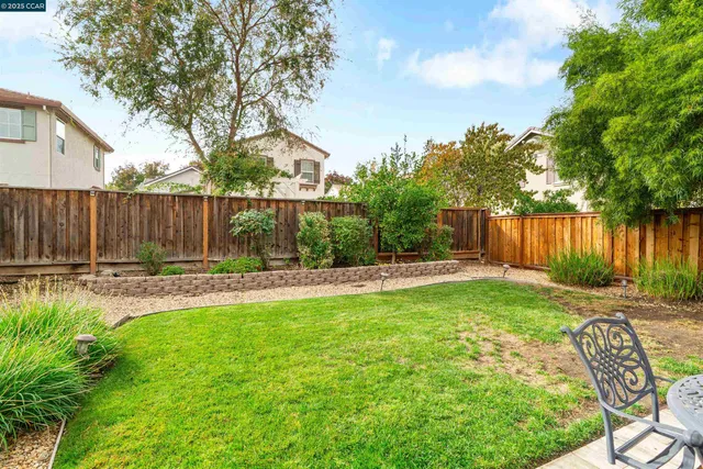 $686,000 | 185 South Aldea Street, Mountain House, CA 95391