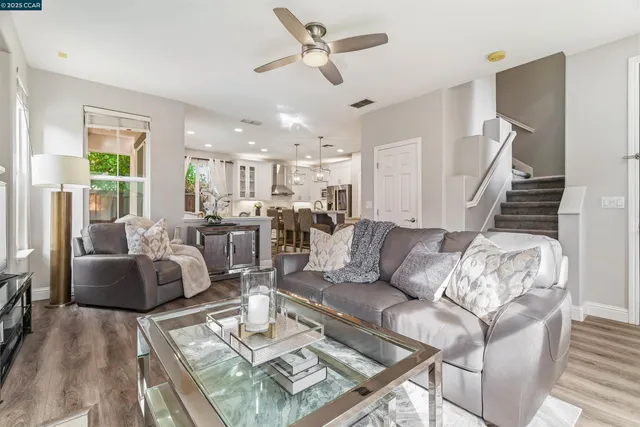 $686,000 | 185 South Aldea Street, Mountain House, CA 95391