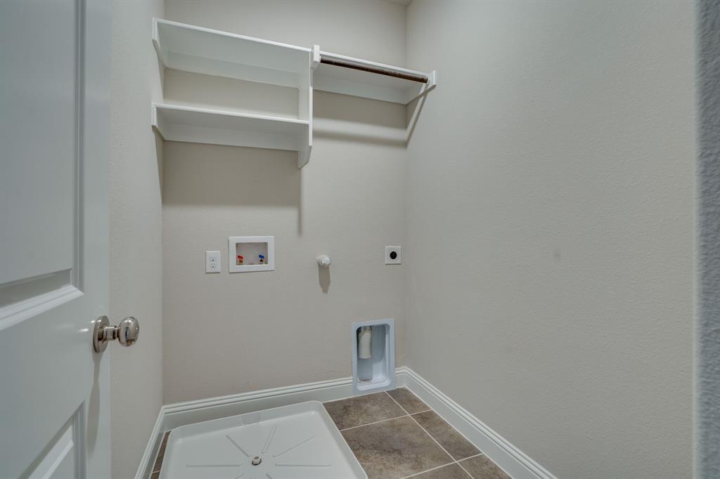 6217 Rainbow Valley Place Frisco, TX 75035 - Photo 23 of 30 a view of small space