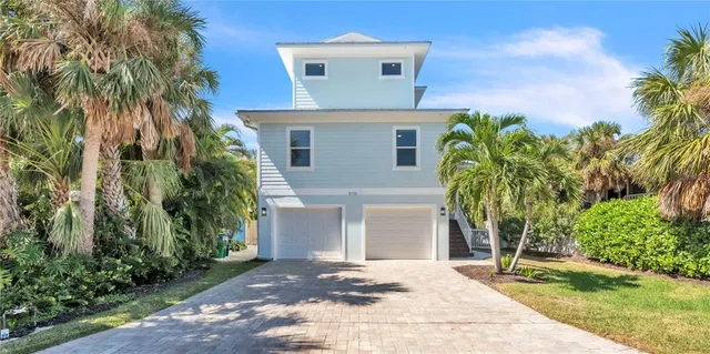 $1,695,000 | 5710 Carissa Street, Holmes Beach, FL 34217