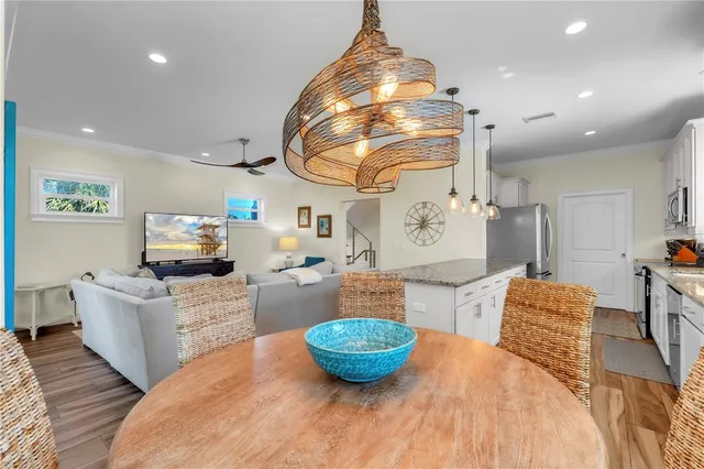 $1,695,000 | 5710 Carissa Street, Holmes Beach, FL 34217