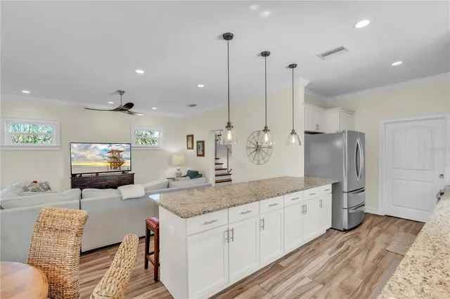 $1,695,000 | 5710 Carissa Street, Holmes Beach, FL 34217