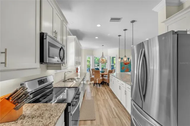 $1,695,000 | 5710 Carissa Street, Holmes Beach, FL 34217