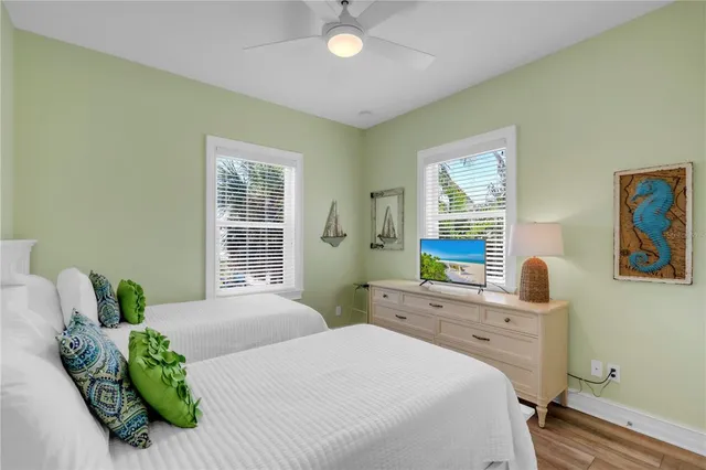 $1,695,000 | 5710 Carissa Street, Holmes Beach, FL 34217