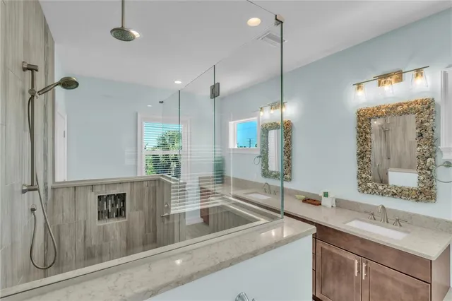 $1,695,000 | 5710 Carissa Street, Holmes Beach, FL 34217