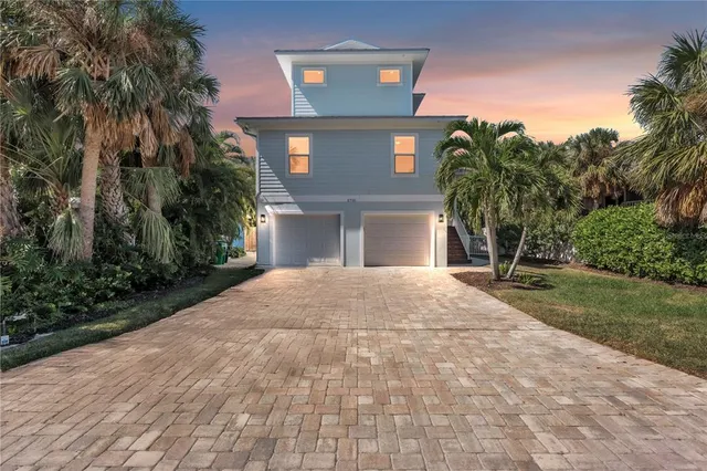 $1,695,000 | 5710 Carissa Street, Holmes Beach, FL 34217