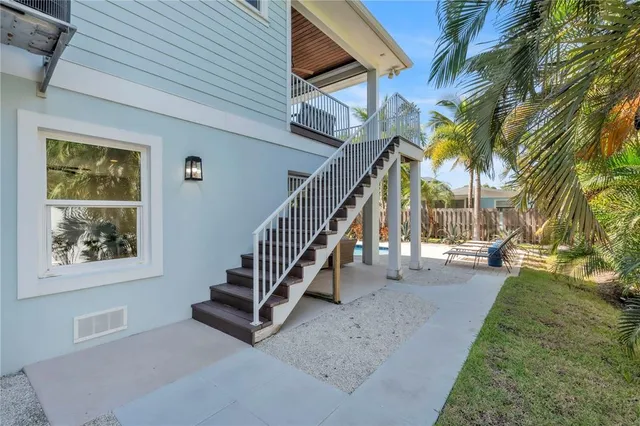 $1,695,000 | 5710 Carissa Street, Holmes Beach, FL 34217