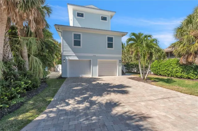 $1,695,000 | 5710 Carissa Street, Holmes Beach, FL 34217