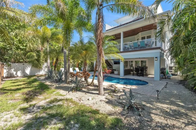 $1,695,000 | 5710 Carissa Street, Holmes Beach, FL 34217