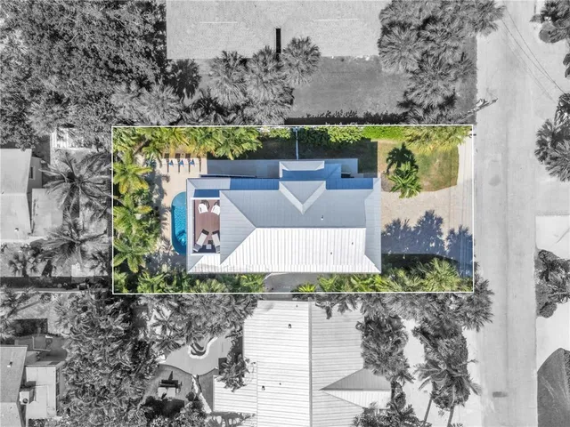 $1,695,000 | 5710 Carissa Street, Holmes Beach, FL 34217