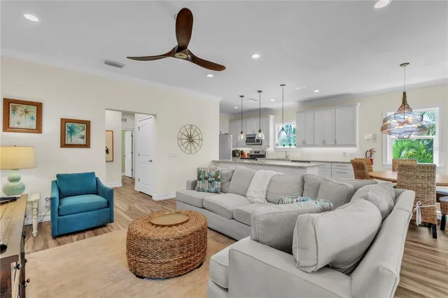 $1,695,000 | 5710 Carissa Street, Holmes Beach, FL 34217