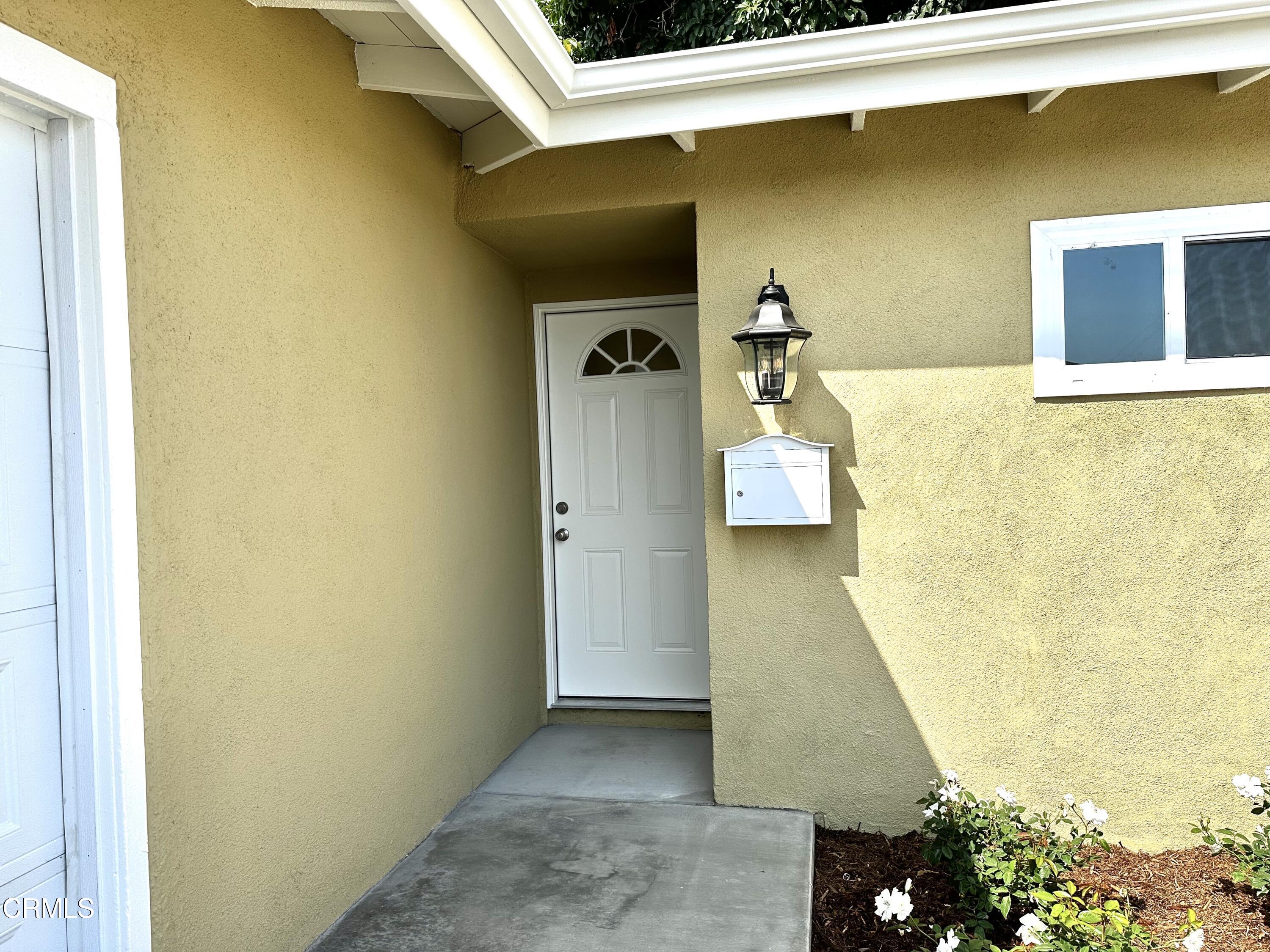 3031 Merced Place Oxnard, CA 93033 - Photo 2 of 26