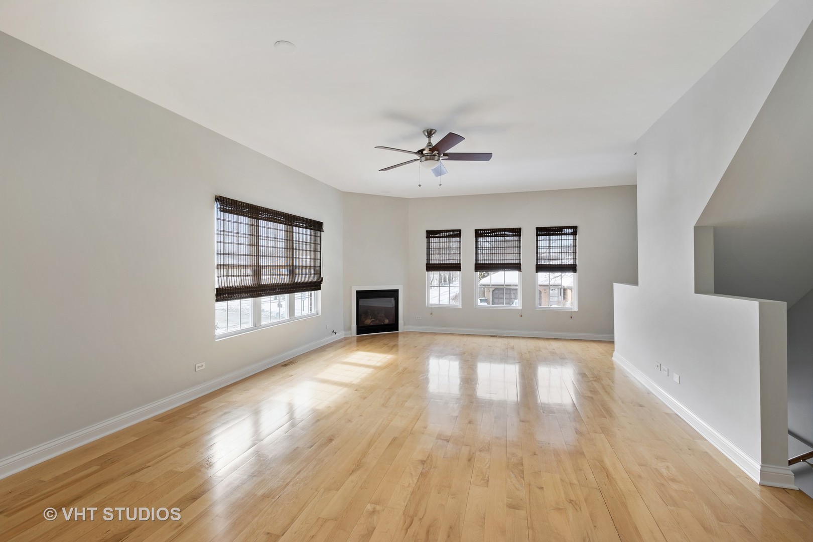 315 Burlington Street, Unit A Riverside, IL 60546 - Photo 2 of 10