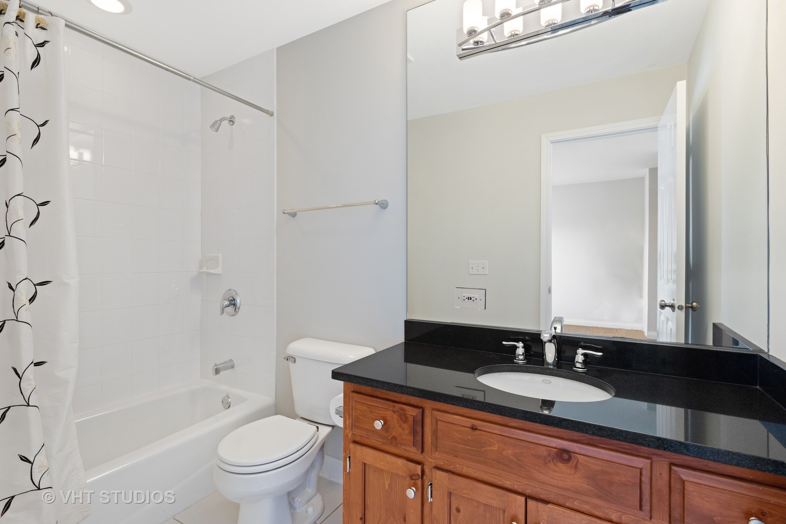 315 Burlington Street, Unit A Riverside, IL 60546 - Photo 9 of 10