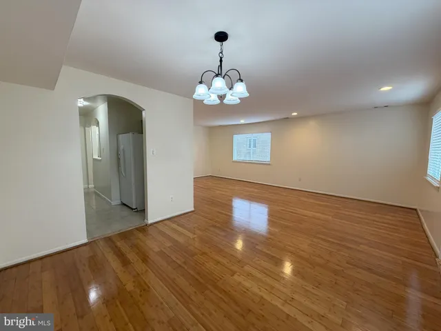 $299,900 | 3804 El Cerrito Place, Unit 4E, Alexandria, VA 22309