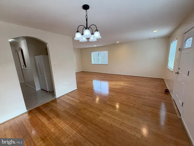 $299,900 | 3804 El Cerrito Place, Unit 4E, Alexandria, VA 22309