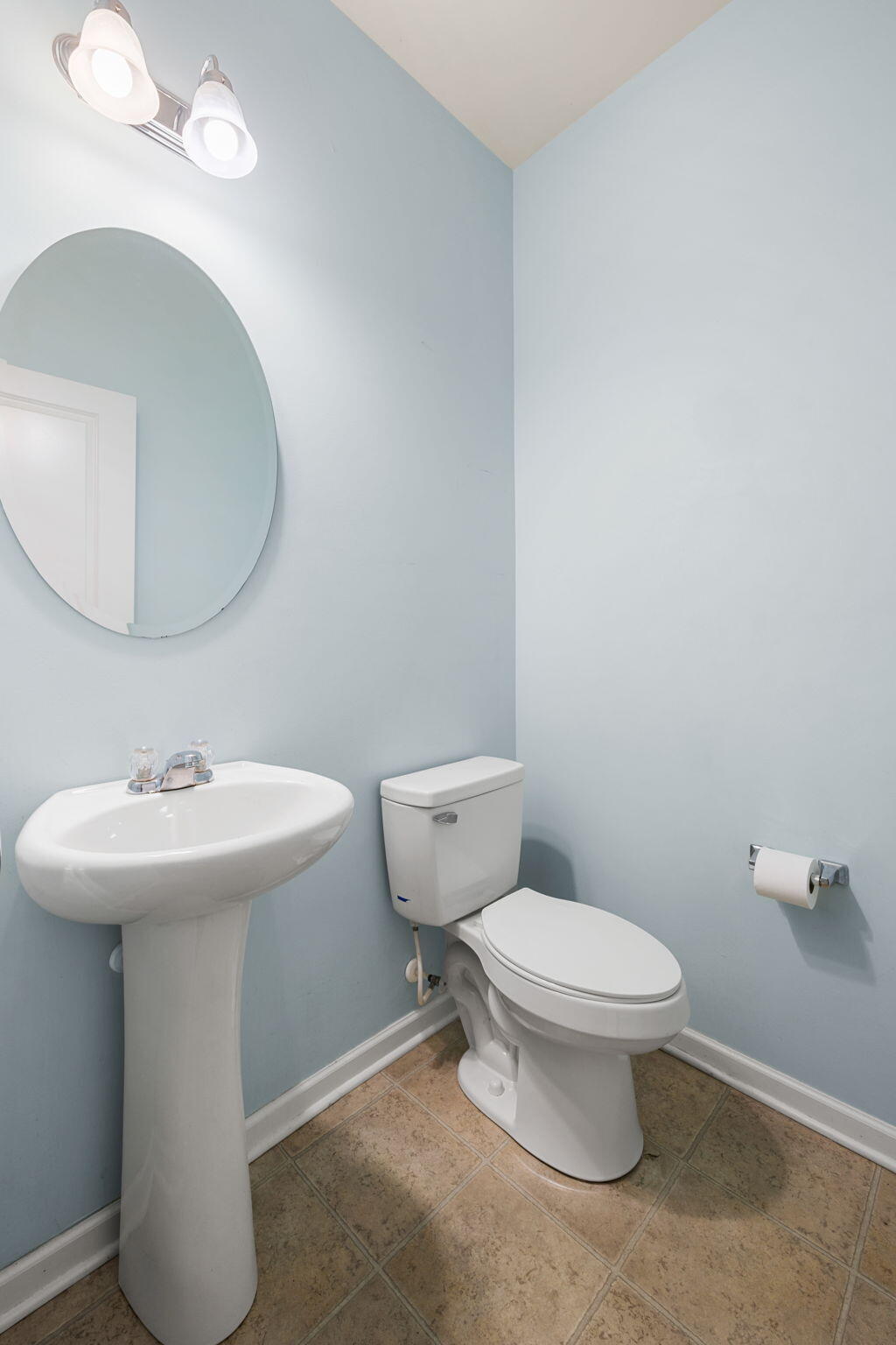 352 Iveson Road Summerville, SC 29486 - Photo 9 of 26 Downstairs bathroom