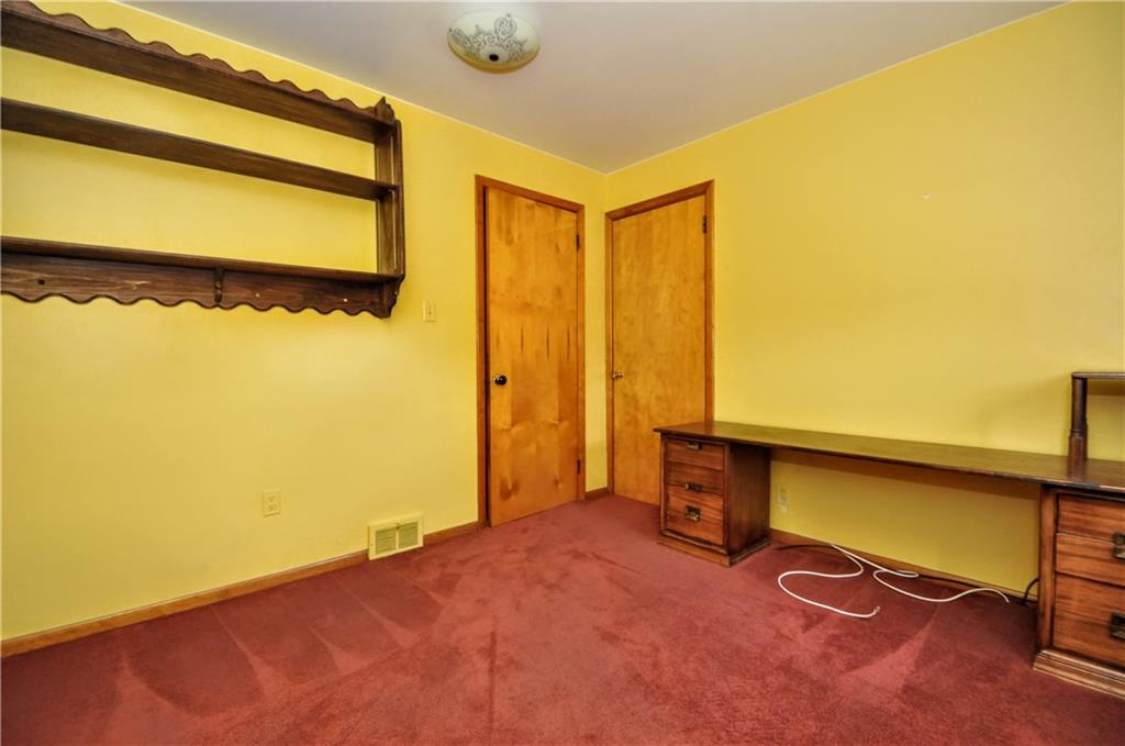 880 Peairs Road Elizabeth, PA 15037 - Photo 14 of 33 a view of an empty room