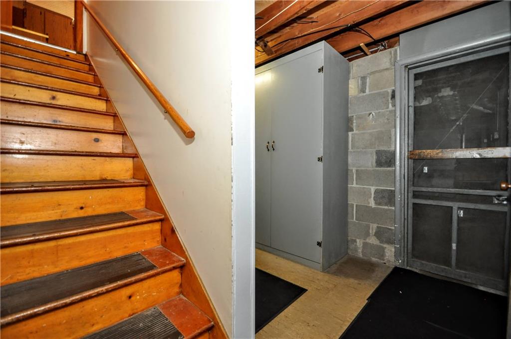 880 Peairs Road Elizabeth, PA 15037 - Photo 26 of 33