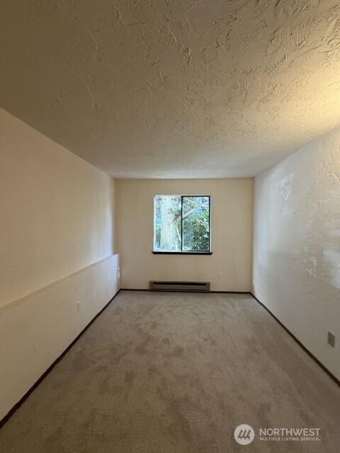 2100 North 106th Street, Unit 104 Seattle, WA 98133 - Photo 7 of 13