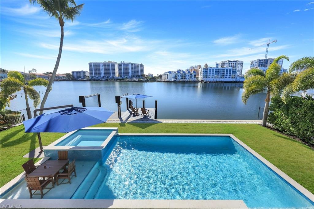 336 Oak Avenue Naples, FL 34108 - Photo 1 of 43
