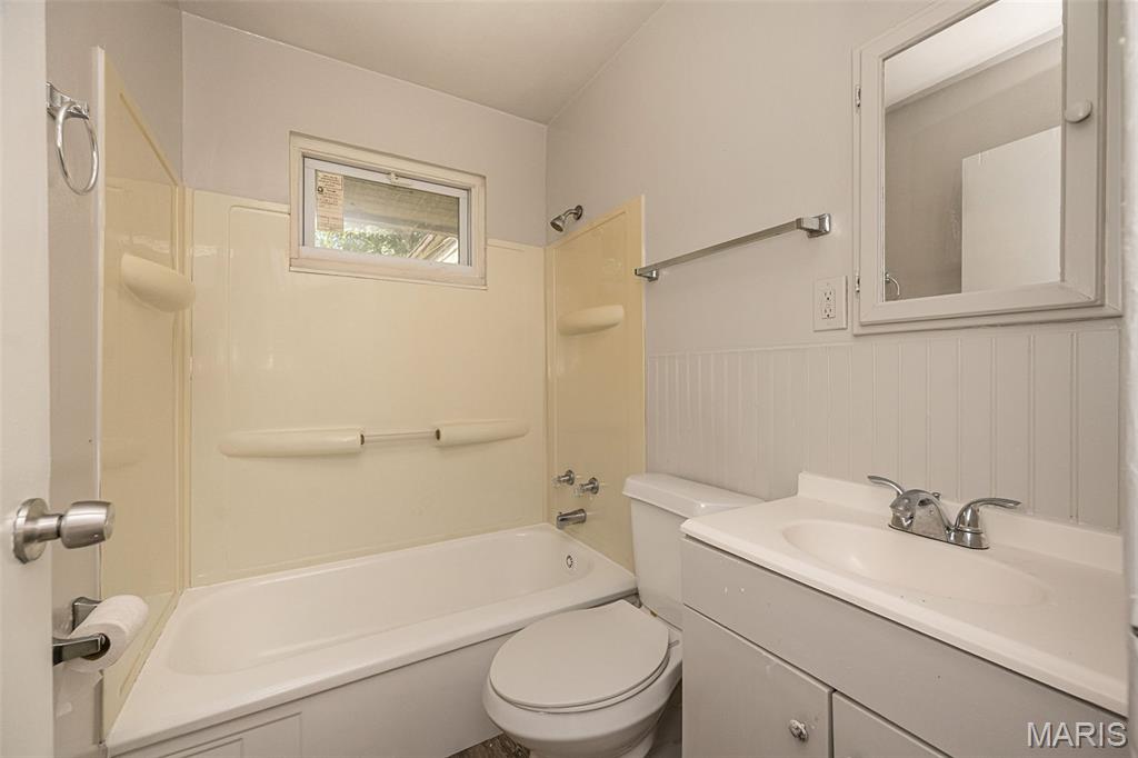 143 Roderick Drive St. Louis, MO 63137 - Photo 21 of 34 Gallery Image 21