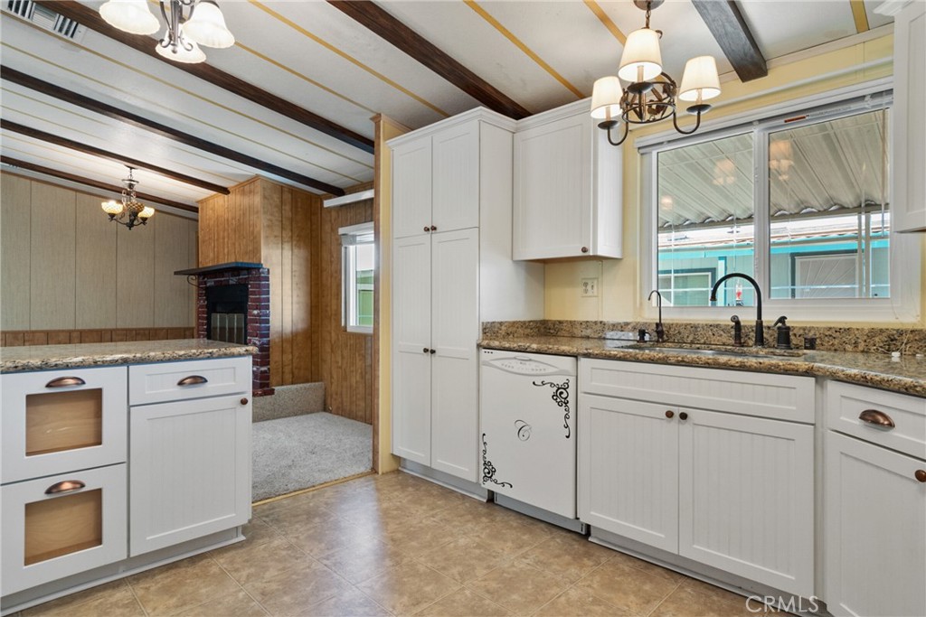 692 North Adele Street, Unit 69 Orange, CA 92867 - Photo 7 of 29