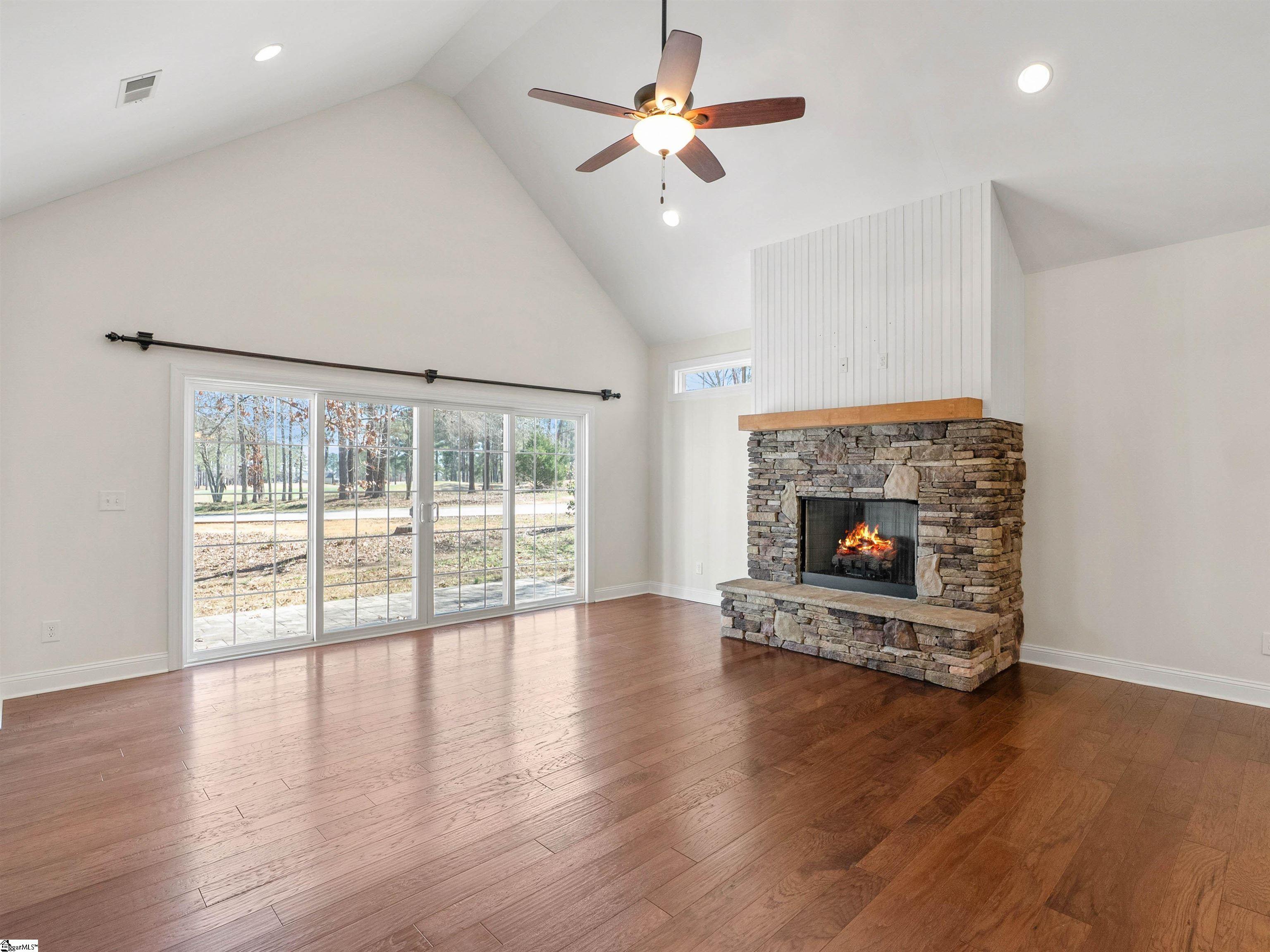 119 Lookout Way Ninety Six, SC 29666 - Photo 13 of 37