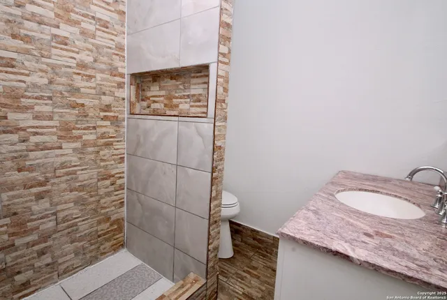 $335,000 | 23127 Opportunity Drive, Elmendorf, TX 78112