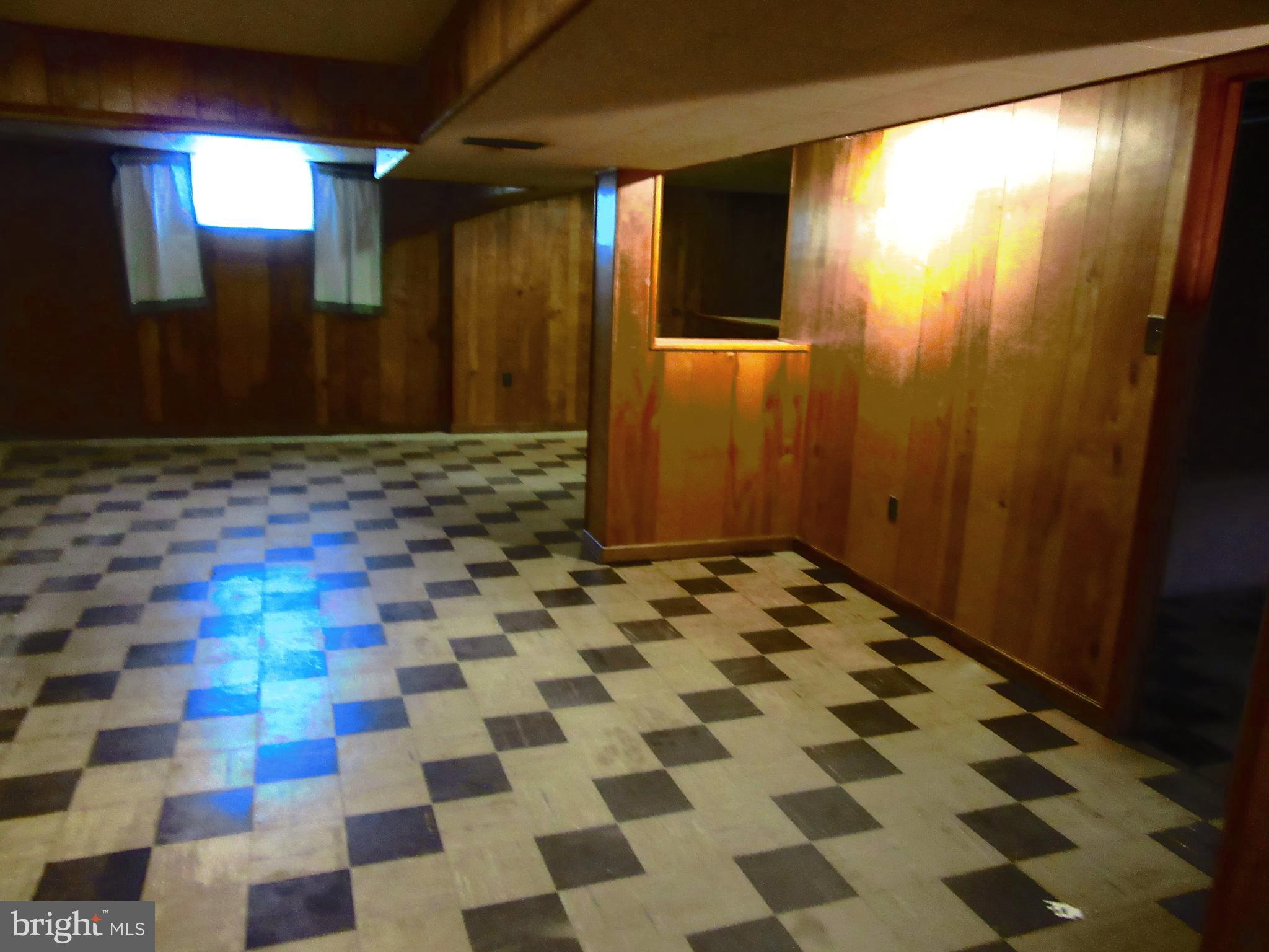 11915 Ivanhoe Street Silver Spring, MD 20902 - Photo 36 of 41 Rec Room