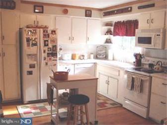 25 Upper Ferry Road Ewing, NJ 08628 - Photo 3 of 10 Kitchen