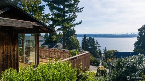 $6,250 | 1415 38th Avenue, Seattle, WA 98122
