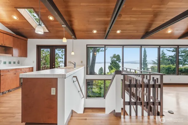 $6,250 | 1415 38th Avenue, Seattle, WA 98122