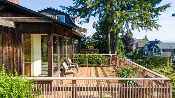 $6,250 | 1415 38th Avenue, Seattle, WA 98122