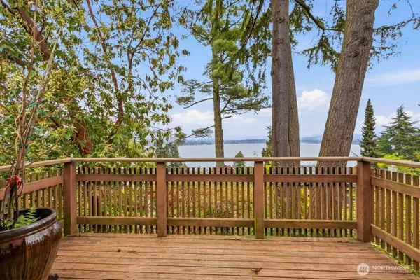 $6,250 | 1415 38th Avenue, Seattle, WA 98122