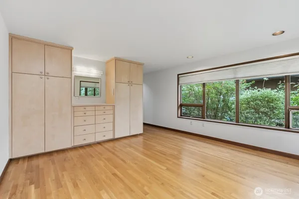 $6,250 | 1415 38th Avenue, Seattle, WA 98122