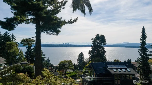 $6,250 | 1415 38th Avenue, Seattle, WA 98122