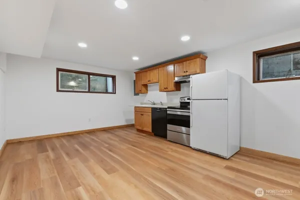 $6,250 | 1415 38th Avenue, Seattle, WA 98122