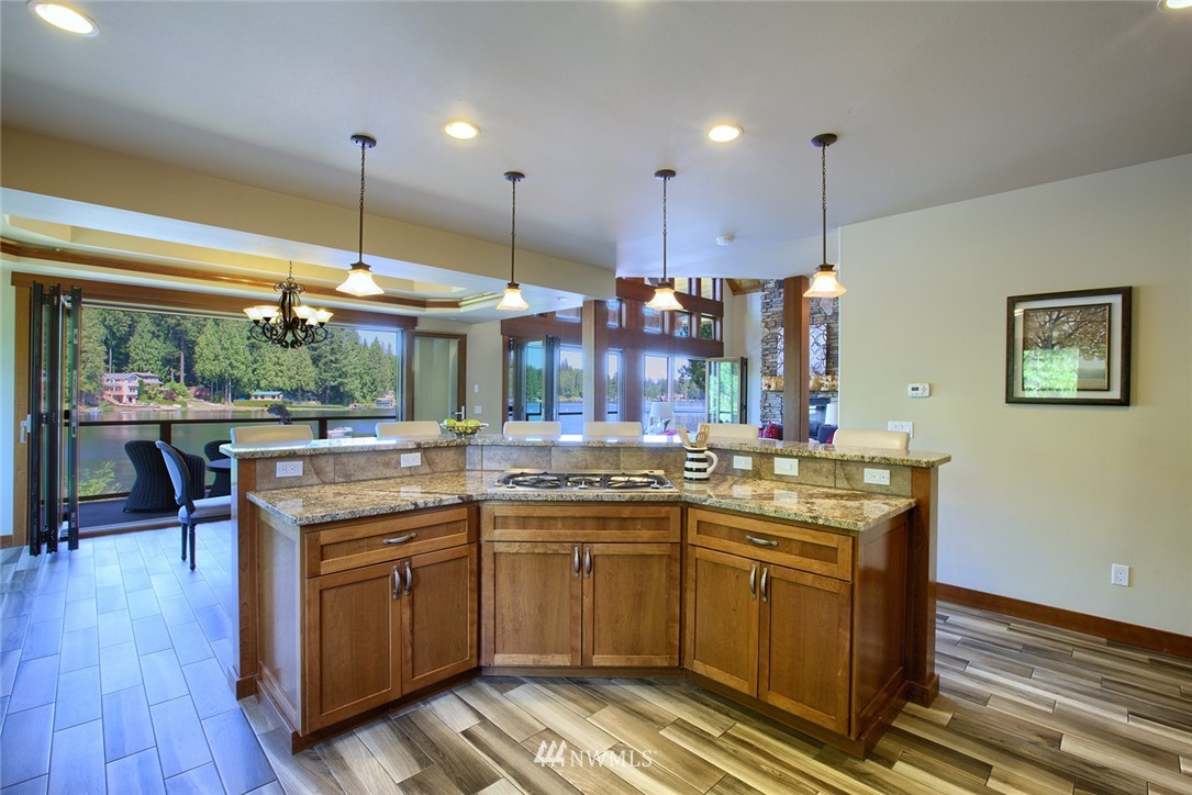 2630 South Lake Roesiger Road Snohomish, WA 98290 - Photo 4 of 10
